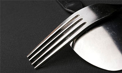 不銹鋼鈍化劑的使用案例，惠州肖小姐為您解答！